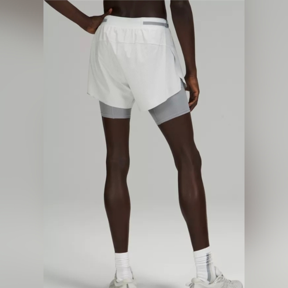 Lululemon Athletica Men's Lightweight Lined Running Short 4" - Picture 4 of 7